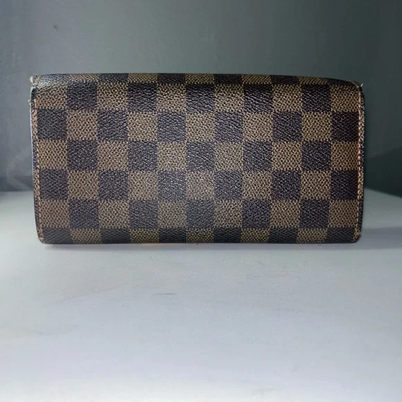 Louis Vuitton Damier Ebene Sarah Wallet CA2077 - Picture 12 of 12